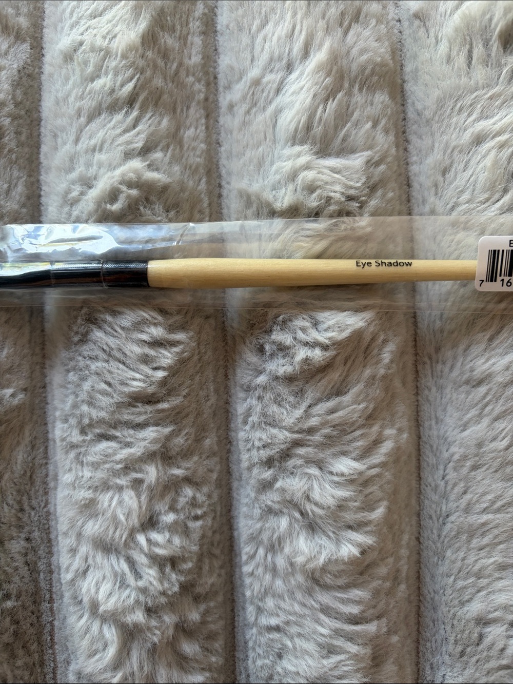 Bobbi Brown Eye Shadow Brush NWT - Picture 2 of 2